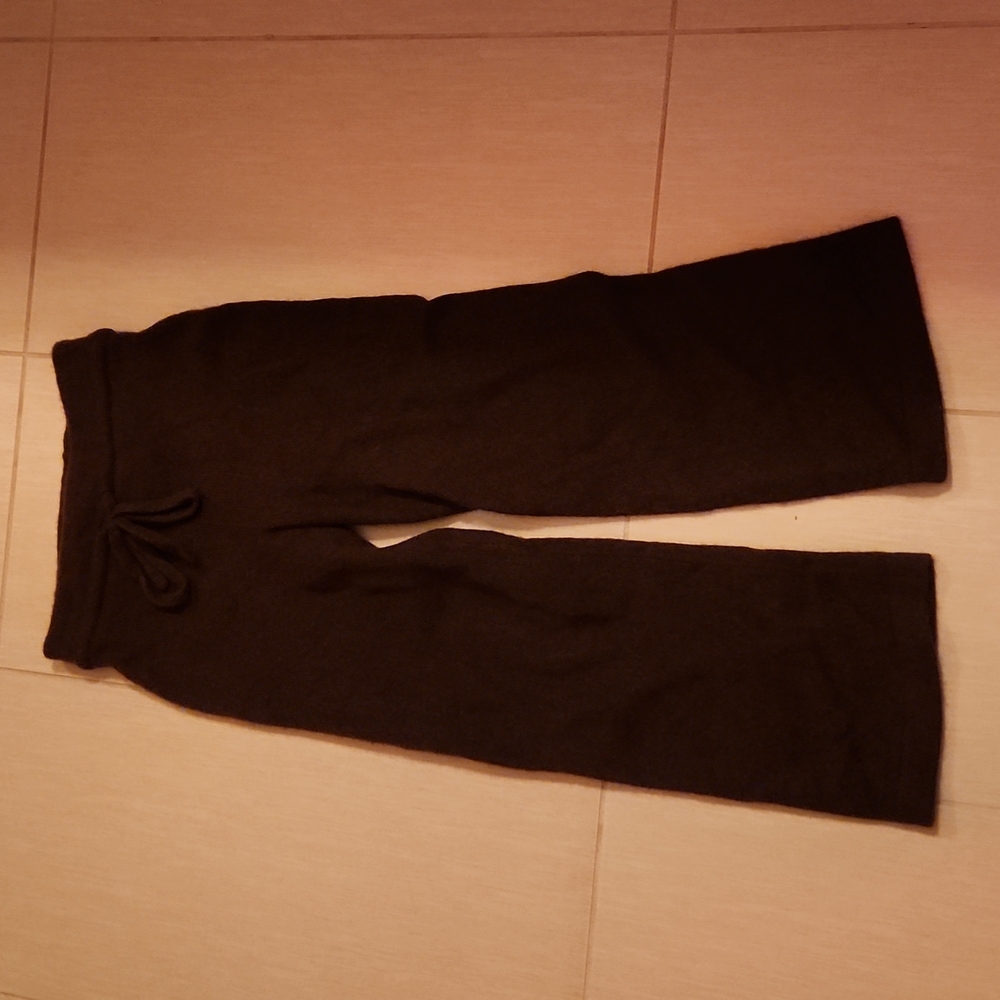 Aritzia Babaton Cashmere Crop Pants